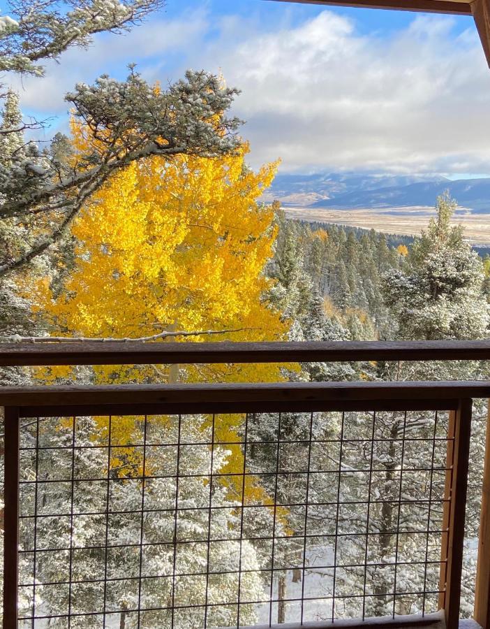 Bed and Breakfast Ridgewalk Treehouse Angel Fire Exteriér fotografie
